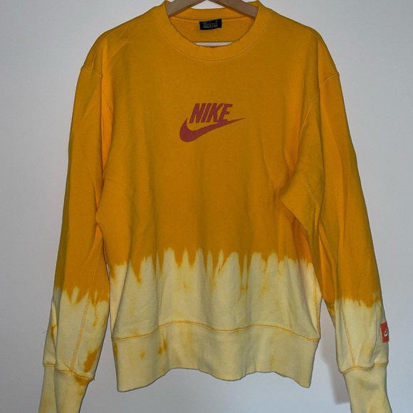 NIKE sportswear mens yellow orange sweater size S